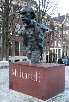 statue de multatuli